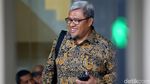 Ekspresi Aher Saat Akhirnya Penuhi Panggilan KPK