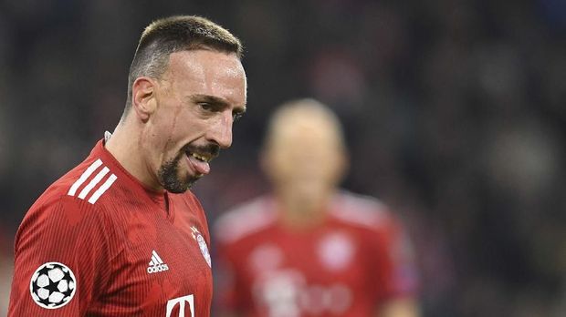Franck Ribery juga memiliki bekas luka bakar. (
