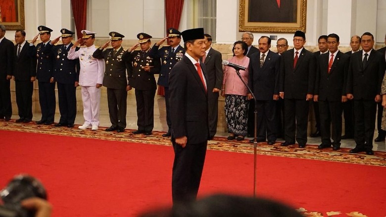 Doni Monardo, Eks Danpaspampres SBY Resmi Dilantik Jokowi Jadi Kepala BNPB Doni Monardo, Eks Danpaspampres SBY Resmi Dilantik Jokowi Jadi Kepala BNPB