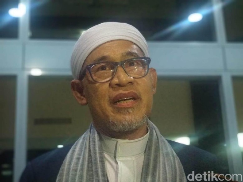Arifin Ilham Dirujuk ke Penang, Az-Zikra: Doakan Dipanjangkan Usianya Arifin Ilham Dirujuk ke Penang, Az-Zikra: Doakan Dipanjangkan Usianya