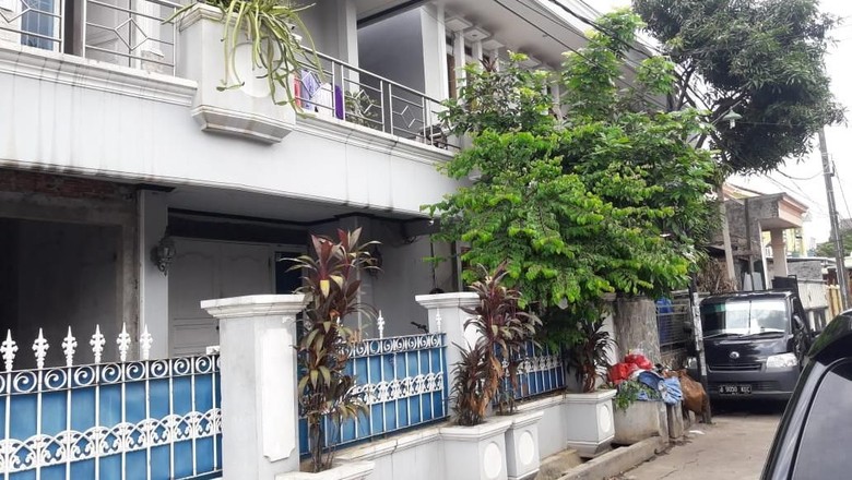 Kesaksian Tukang Bubur dan Petunjuk Teror di Rumah Ketua KPK Kesaksian Tukang Bubur dan Petunjuk Teror di Rumah Ketua KPK