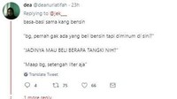 Netizen ini nanya atau ngajak berantem ya? Kan lagi beli bensin kok nanya diminum di sini.  Foto: Twitter
