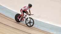 Sementara di nomor individu pursuit para-sepeda C1-C3, satu lagi pebalap Indonesia, Tryagus Arief Rachman meraih medali perunggu.