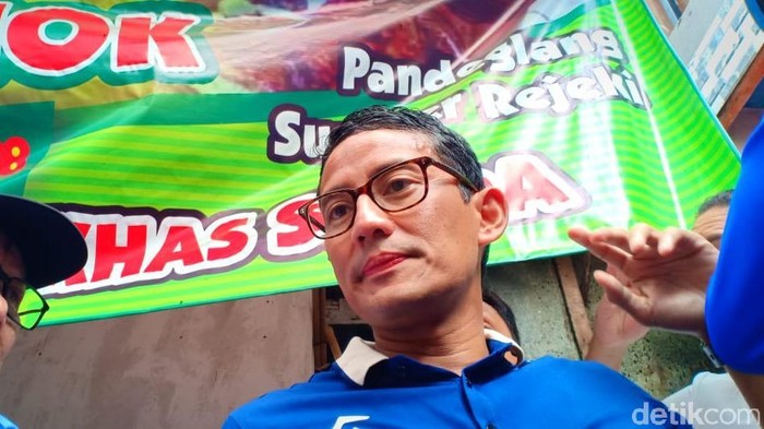 Datangi Lokasi Kebakaran, Sandi Bicara Niat Bentuk Kementerian Bencana