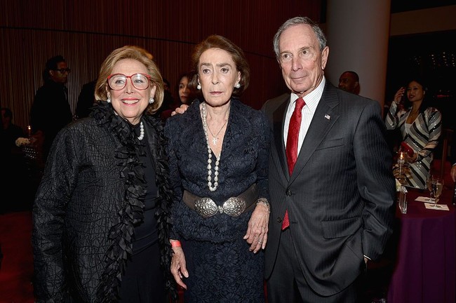 Linda J. Wachner adalah seorang yang jenius dalam urusan bisnis kreatif hingga bisa mengubah pandangan orang terhadap wanita berbisnis. Linda J. Wachner adalah Presiden dan CEO Warnaco Group Inc yang memulai karier sebagai buyer untuk department store Foleys dan Macys. Foto: Dok. Getty Images