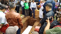 Jezanah Noven dimakamkan di TPU Cimuncang, Kota Bandung, Kamis (10/1/2019) sekitar pukul 12.30 WIB.