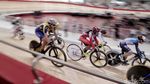 Melihat Atlet Pebalap Sepeda Berpacu di Asian Track Championship
