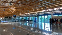 Membuktikan hal tersebut, detikFinance meninjau langsung kondisi terkini kereta Bandara Soetta. Dimulai dari stasiun BNI City di Sudirman, detikFinance menjajal kereta yang dioperasikan PT Railink ini menuju stasiun Bandara Soetta di Cengkareng, Tangerang.