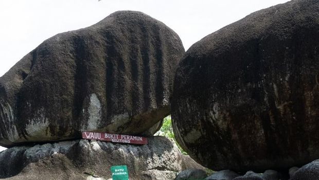 Bukit Peramun di Belitung