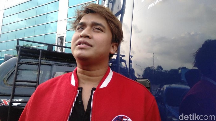 Billy Syahputra