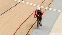 Fadli terus memacu sepeda untuk memperebutkan medali emas Asian Track Cycling Championship 2019.