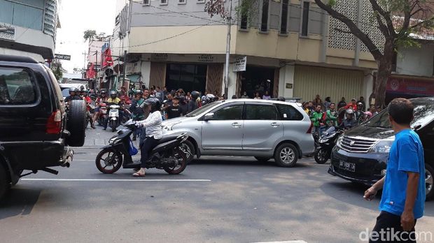 Polisi Bersenjata Masih Siaga di Rutan Solo Pasca Keributan