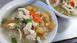 Hangatkan Badan dengan Sarapan Timlo Berkuah Gurih Ini