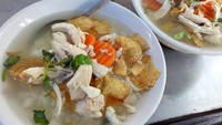 Banyak warung makan di Solo dan berbagai kota sediakan timlo sejak pagi hari untuk sarapan. Terutama di sekitar pasar Gede Solo. Foto : Instagram @pristian_2322