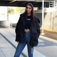 Wanita asal County Durham, Inggris ini mengungkapkan bahwa ia menghabiskan bertahun-tahun membenci tubuh tingginya karena banyak orang yang mengolok-oloknya, menyebutnya jelek dan aneh Foto: Instagram @jadeslavin92