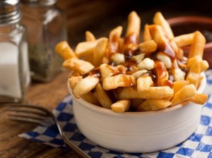 10 Negara Terbaik di Dunia Dengan Makanan Enak, Ada Stroopwafle Hingga Poutine