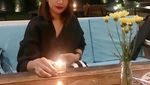 Momen Manis Tata Janeeta Tiup Kue Ultah dan Minum Secangkir Teh