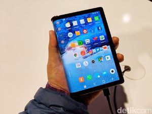 Penjualan Perdana, Ponsel Layar Lipat Flexpai Ludes Terjual