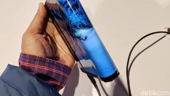 Setelah penjualan tahap pertama dilakukan secara online, Royole akan kembali melakukan skema penjualan serupa pada tahap kedua di tanggal 9 Mei mendatang. (Foto: Adi Fida Rahman/detikinet)