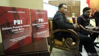 Peluncuran buku itu dihadiri oleh Ketua Bidang Kehormatan Partai DPP PDIP Komarudin Watubun dan Ketua Bidang Pembangunan Manusia dan Kebudayaan PDIP Andreas Hugo Pareira.
