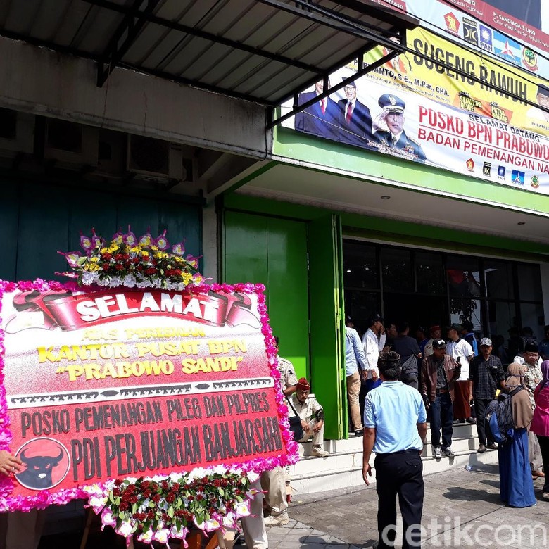 BPN Merasa Dikirimi Bunga Lelayu, TKN: Tersirat Sudah Putus Asa BPN Merasa Dikirimi Bunga Lelayu, TKN: Tersirat Sudah Putus Asa