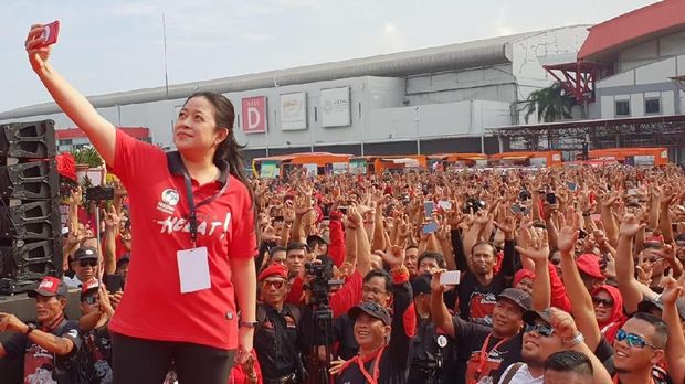 Rakornas Hari Kedua, PDIP Senam dan Flashmob 'Jokowi Sekali Lagi'