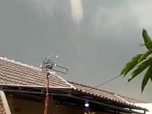 Puting Beliung Terjang Rancaekek