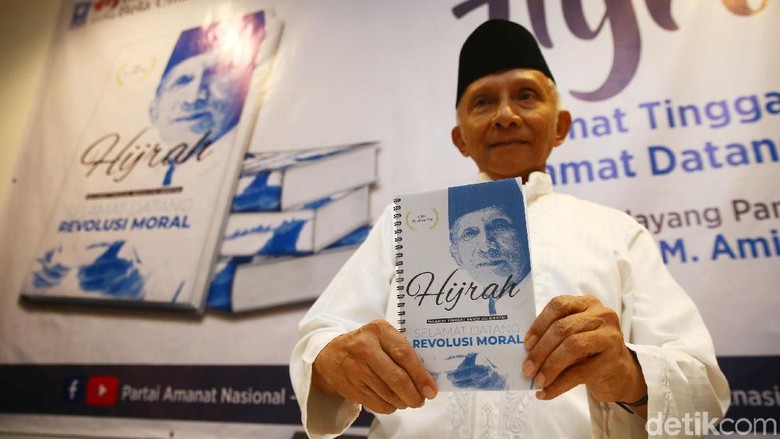 Buat Buku Revolusi Moral, Amien Rais Ingin Akhiri Revolusi Mental Jokowi Buat Buku Revolusi Moral, Amien Rais Ingin Akhiri Revolusi Mental Jokowi