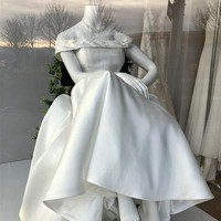 Sang pemilik butik, Laura Allen, mengatakan tidak menyangka pajangan tersebut bakal mengundang sambutan positif. Mencari sensasi sama sekali bukan tujuan utamanya. Kami sangat menyukai gaya pajangan ini karena lebih sederhana sebelumnya, tapi menyiratkan pesan positif tentang inklusif, ujar Laura. (Foto: Instagram)