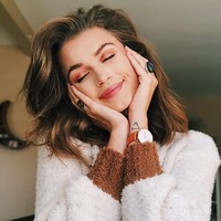 Aku telah menemukan apa yang sebenarnya aku sukai, dan siapa aku sebenarnya. Aku tidak perlu khawatir tentang bagaimana orang-orang yang memandang saya lucu tentang apa yang saya kenakan, atau apa yang saya lakukan. Aku merasa bebas menjadi diriku, ungkap Lacey. Foto: Instagram @thelaceyclaire