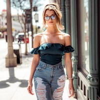 Ayahku tidak mengerti mengapa aku senang melakukan ini, dan aku pikir kebanyakan orang tidak akan pernah meraihnya. Modeling bukan cara hidup dari tempatky berasal, itu hanya mimpi, jelasnya. Foto: Instagram @thelaceyclaire