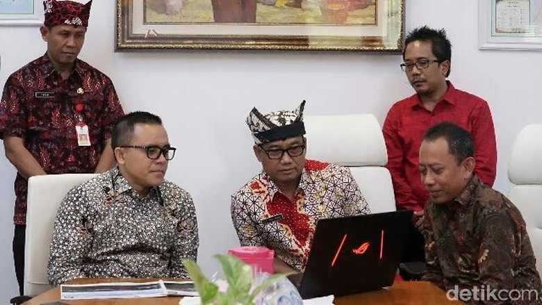 Pemkab Banyuwangi Sambut Baik Ground Breaking Pabrik PT INKA Pemkab Banyuwangi Sambut Baik Ground Breaking Pabrik PT INKA