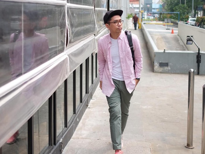 Influencer Jonathan End membuka jasa telepon berbayar. Foto: Dok. Jonathan End Influencer Jonathan End membuka jasa telepon berbayar. Foto: Dok. Jonathan End