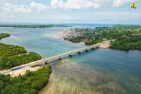 Sri Mulyani Resmikan Jembatan Penghubung 2 Pulau di Maluku