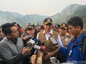 Kepala BNPB Minta Jokowi agar Alat Deteksi Dini Bencana Jadi Objek Vital