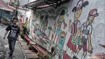 Warna-warni di Gang Sempit Jembatan Lima