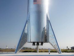 Deretan Kendaraan Pengantar Manusia Wisata Luar Angkasa