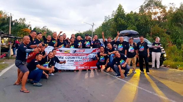 Toyota Fortuner Club of Indonesia (ID42NER) keliling Sumatra Barat pada 28 Desember 2018 sampai 01 Januari 2019.