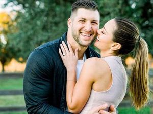 Miss Universe 2017 Dilamar Atlet Ganteng, Mantan Pacar Miss Universe 2012