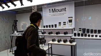 Jajaran lensa Sony. (Foto: Adi Fida Rahman/detikINET)