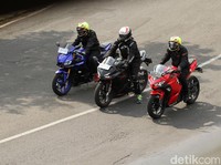 Membandingkan Ninja 250, CBR250RR dan R25, Enakan Mana?