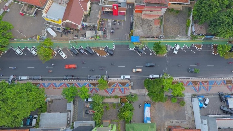 Wujudkan Semarang Green City, Wali Kota Hendi Pakai Beton Berpori Wujudkan Semarang Green City, Wali Kota Hendi Pakai Beton Berpori