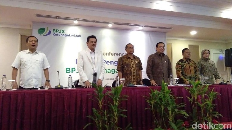 Ketua Dewas BPJS TK Jelaskan soal Minta Korban Pencabulan Mundur Kerja Ketua Dewas BPJS TK Jelaskan soal Minta Korban Pencabulan Mundur Kerja