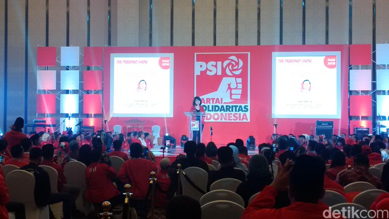Grace Natalie Ajak Masyarakat Lawan Politisi Busuk Penebar Hoaks Grace Natalie Ajak Masyarakat Lawan Politisi Busuk Penebar Hoaks