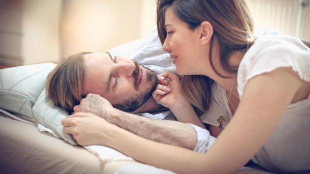 Stres usai kerja lenyap dengan seks.