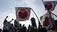 Mereka menyerukan agar berita bohong dan fitnah harus dihindari. 