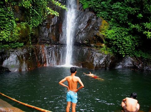 Air terjun Biroro di Gowa