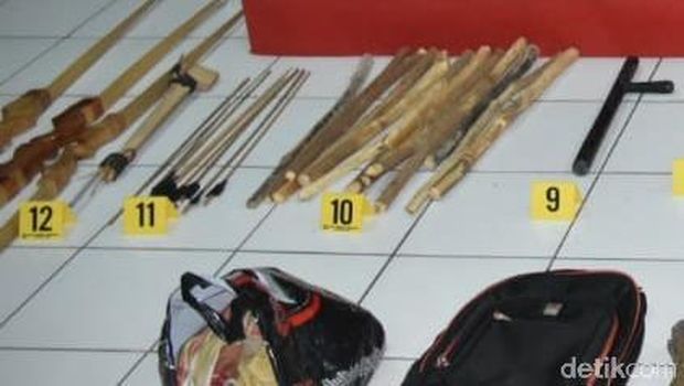 Ini Senjata Sitaan Polisi usai Bentrok dengan Pelaku Sweeping