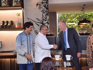 Mendes Dorong Desa Penghasil Kopi Gandeng Starbucks