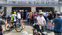 Diikuti oleh 100 peserta yang berasal dari berbagai komunitas di antaranya Selb, Brompjon, Cepot Lipet Bandung, Brokokok, Hijabstorybike, Seli:isme, dan lain-lain. Kegiatan ini juga diikuti oleh 40 pegawai KAI yang hobi bersepeda. 
